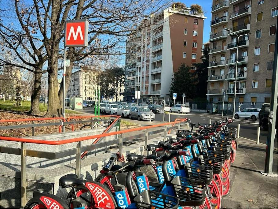 밀라노 Primaticcio Metro E Aria Condizionata 아파트 외부 사진